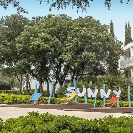 Sunny By Valamar دوبروفينك