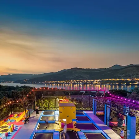 فندق Sunny By Valamar 3*