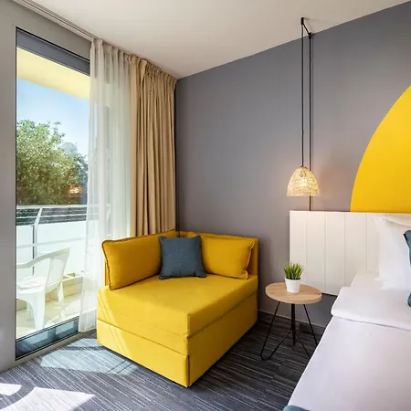 Sunny By Valamar فندق 3*