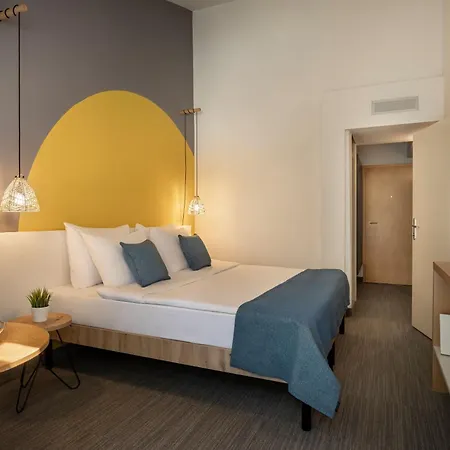 فندق Sunny By Valamar دوبروفينك