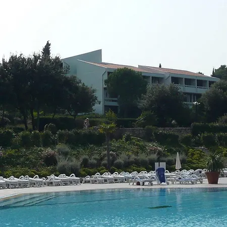 فندق Sunny By Valamar