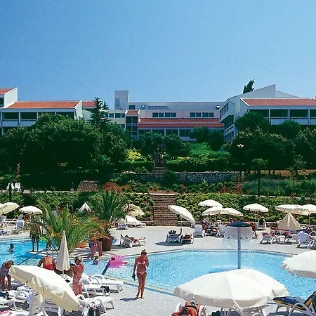 فندق Sunny By Valamar دوبروفينك